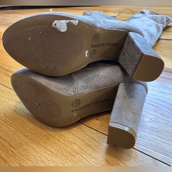 Chinese Laundry Kiara Over the Knee  Suede Boots in Taupe/Grey size 5. - Picture 5 of 5